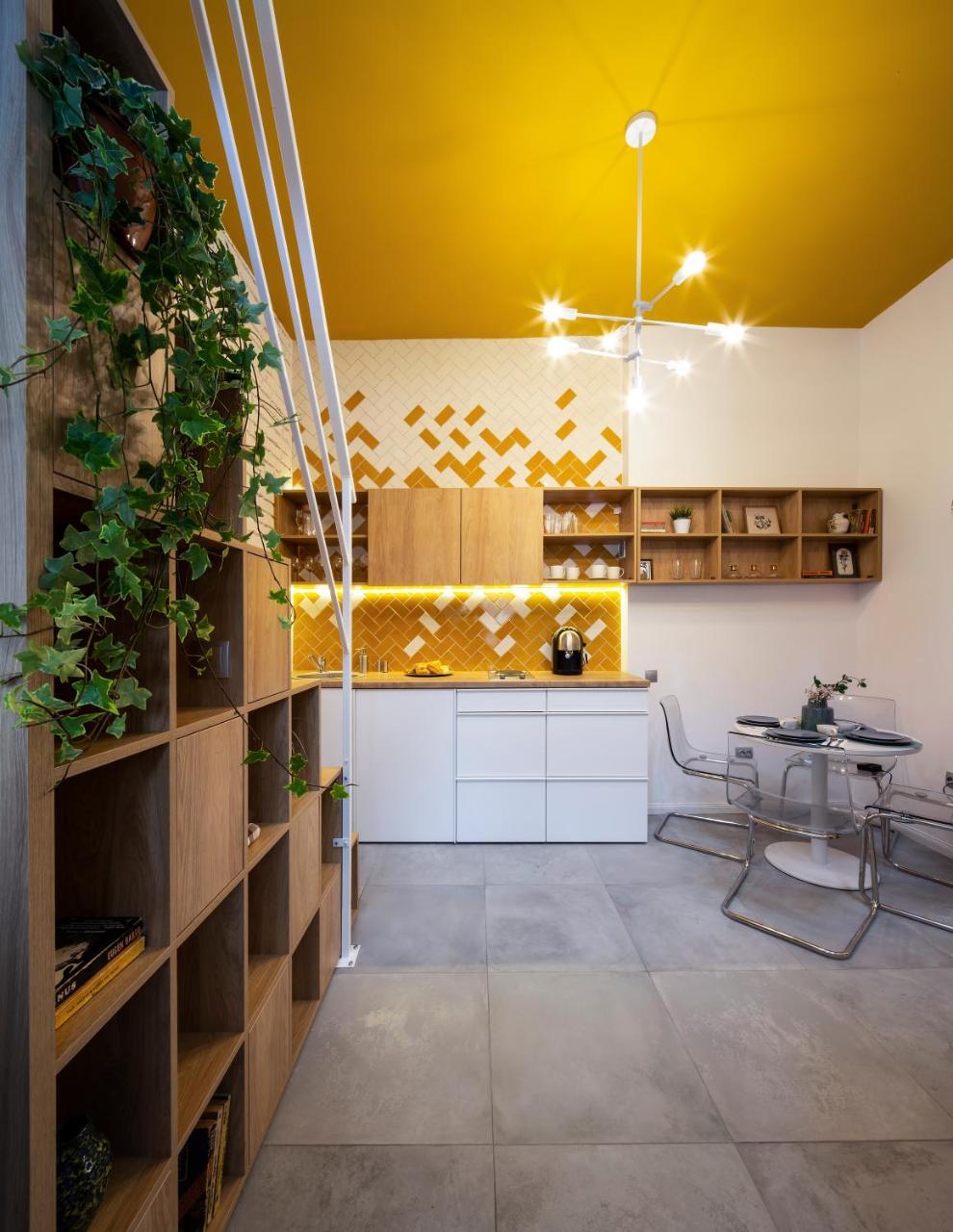 Yellow Apartment Κλουζ-Ναπόκα Εξωτερικό φωτογραφία