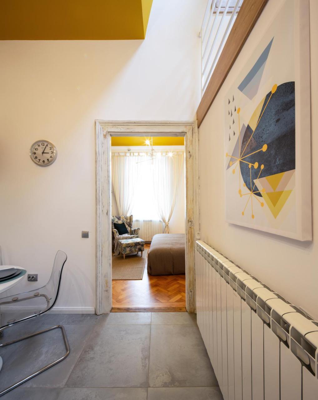 Yellow Apartment Κλουζ-Ναπόκα Εξωτερικό φωτογραφία